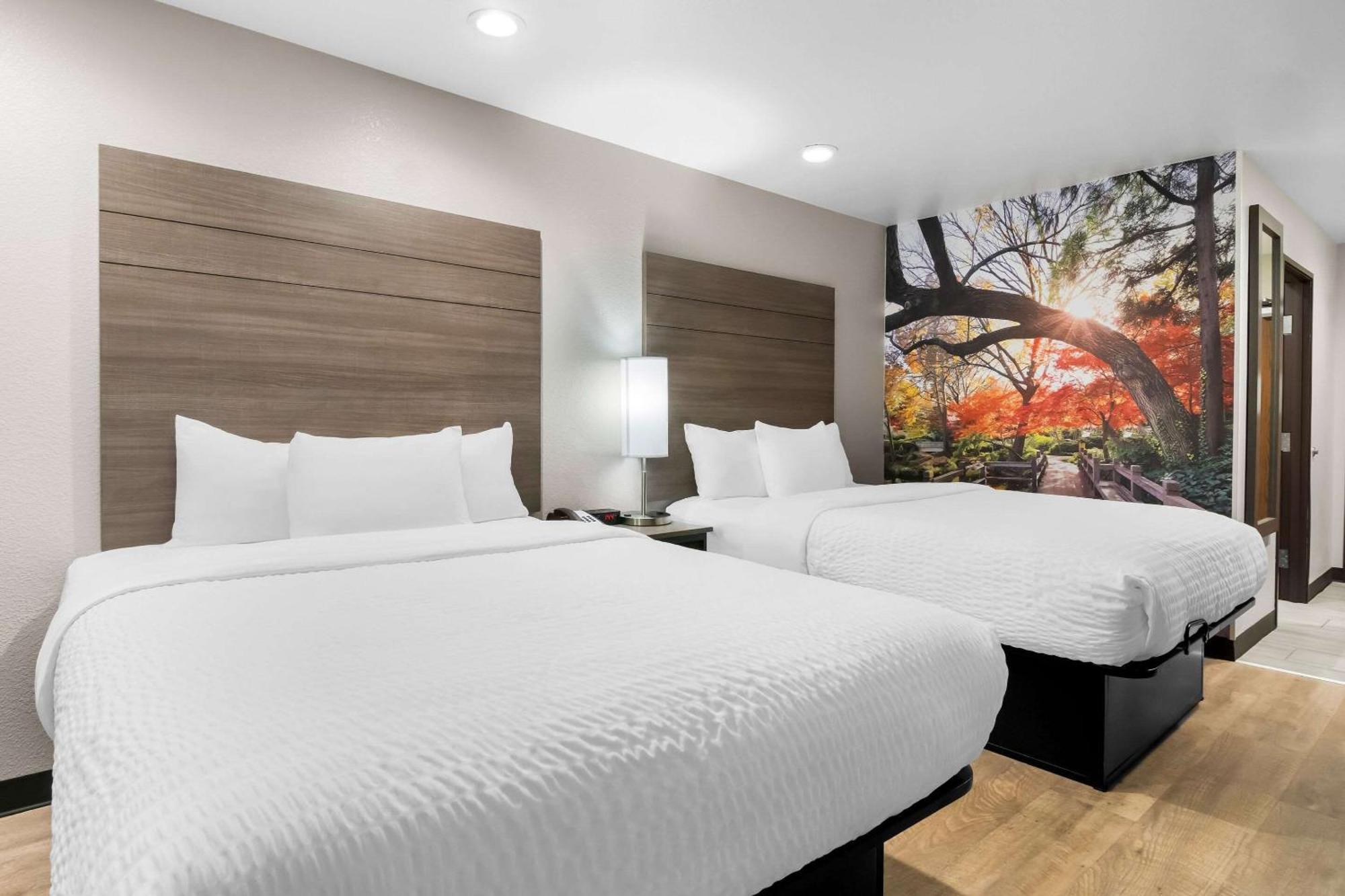 Clarion Pointe Hotel ฟอร์ตเวิร์ท ภายนอก รูปภาพ