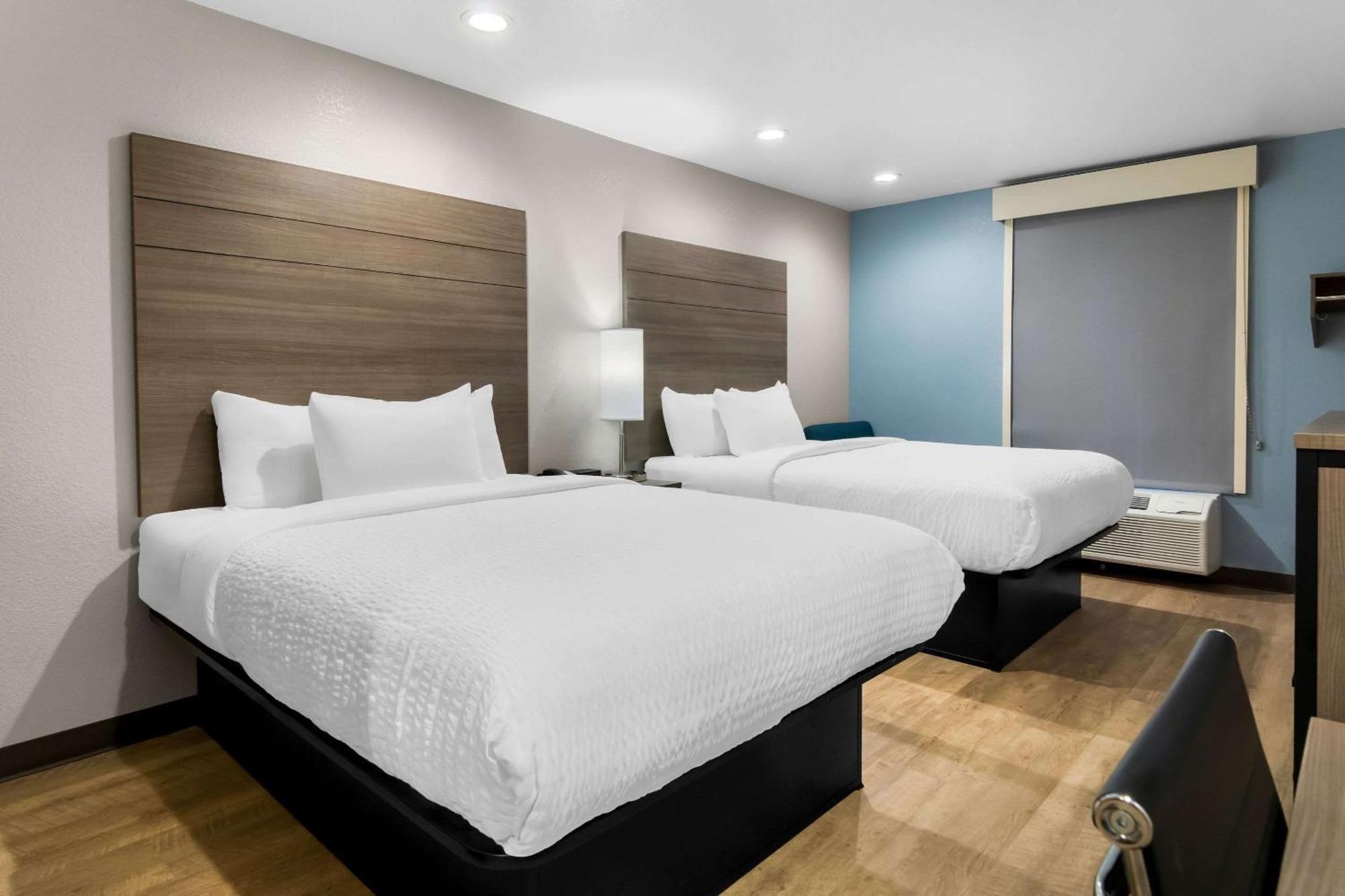 Clarion Pointe Hotel ฟอร์ตเวิร์ท ภายนอก รูปภาพ